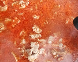 Foto del paso 4 de la receta: Bistec de res en salsa roja