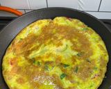Foto langkah ke 2 dari resep Telur Dadar Pratunam.
