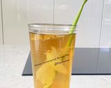 A picture of step 1 of Honey Lemongrass Ginger Tea.