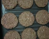 Foto del paso 2 de la receta: Medallones de carne con salvado de trigo