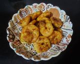 A picture of step 3 of Prawn Mushroom Curry.