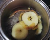 A picture of step 2 of Apple tea with Apple peels.