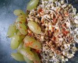 A picture of step 2 of Fresh green salad.