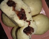 Foto langkah ke 5 dari resep Roti Goreng dan Roti Kukus.