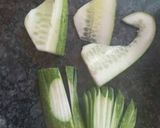 A picture of step 5 of Cucumber peacocks salad.
