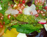 Foto del paso 6 de la receta: Ensalada de brotes tiernos con salsa pesto