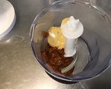 Une image de l'étape 1 de Sauce salade crémeuse moutarde tomate cumin.