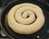 Foto del paso 4 de la receta: Ensaimada con manteca