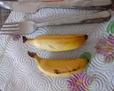 A picture of step 2 of Coconut and banana spicy chicken.