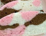 Foto langkah ke 5 dari resep Steamed Neapolitan cake/ bolu kukus #pr_recookanekabolkus.