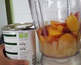 A picture of step 1 of Pineapple, orange and nectarines refreshment.
