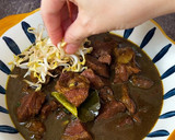Foto langkah ke 10 dari resep 17. Rawon Daging Khas Surabaya - Rempah Indonesia TOP banget!.