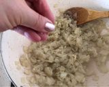 Foto del paso 4 de la receta: Budín de arroz rojo y queso