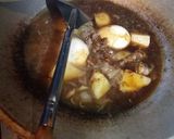 Foto langkah ke 6 dari resep Semur daging telur kentang simple.