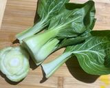 Foto langkah ke 1 dari resep Bok choy stir fry and topping with sauce.