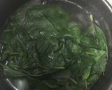 Foto langkah ke 2 dari resep Sayur Santan Daun Ubi + Ikan Teri Goreng (Ide Bekal Anak Kos).