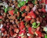 A picture of step 2 of Kala chana chaat (black chickpeas chaat).