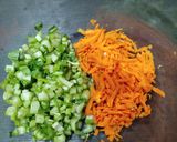 Foto langkah ke 1 dari resep Bakwan Batang Sawi.