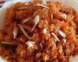 A picture of step 3 of Gajar ka halwa.