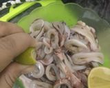 Foto langkah ke 1 dari resep Cumi saus tiram.