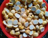 A picture of step 1 of Gujju's protein ladoo.