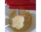 Foto langkah ke 4 dari resep Bolu Keju Mini.