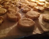 Foto langkah ke 5 dari resep Red Bean Bounce Cookie.