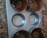 A picture of step 9 of Chocolates cup banana ice cream.