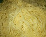 Hình bước làm 2 của món Mì giò heo