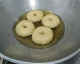 Foto langkah ke 6 dari resep Donat tape murah no egg.