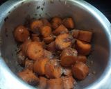 A picture of step 2 of Carrot cumin soup.