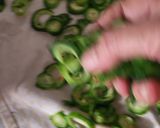 A picture of step 5 of Karela Chips.