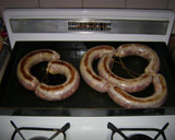 Foto del paso 2 de la receta: Chorizos a la pomarola en la plancheta ⚽
