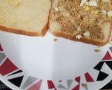 A picture of step 4 of Chicken egg sandwiches.