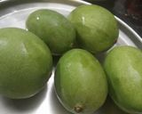 कच्चे आम का तेल वाला स्पाइसी अचार (Kachhe aam ka tel wala spicy achar recipe in hindi) रेसिपी चरण 1 फोटो