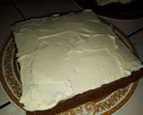Foto langkah ke 10 dari resep Carrot Cake with Cream Cheese Frosting and Kitkat Topping.