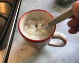 Foto del paso 1 de la receta: Blanca y radiante va la...(Merluza con salsa blanca gratinada)