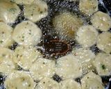 A picture of step 3 of Curry Patta crisppers.