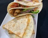 A picture of step 6 of Chicken fajita tortilla wrap (viral).