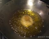 A picture of step 16 of Aaloo pyaaz ki kachori.