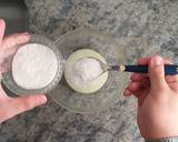 Foto del paso 2 de la receta Trufas de Coco con 2 ingredientes