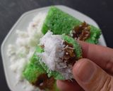 Foto langkah ke 5 dari resep Kue Putu Bambu (Pakai Cetakan Daun).