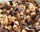 Une image de l'étape 4 de 💚 Crumble poires, pommes et banane au chocolat et aux noisettes.