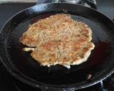 A picture of step 1 of Thalipeeth.