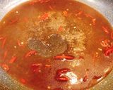 Hình bước làm 2 của món Đậu hũ rim me