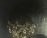 รูปขั้นตอนการทำที่ 2 ของ คะน้าฮ่องเต้ผัดน้ำมันหอยใส่หมู