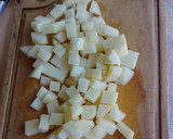 Foto del paso 1 de la receta: Tortilla de papas y cebolla