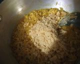 A picture of step 4 of Sev barfi.
