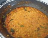 A picture of step 4 of Double tadka lahsuni Urad Dal.