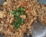 Foto langkah ke 3 dari resep Simple Fried Rice.